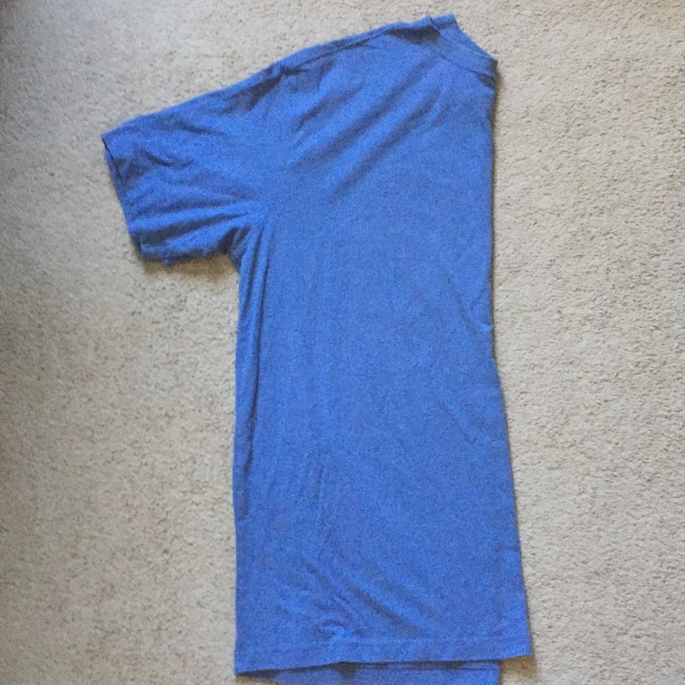 Blue mountain tee